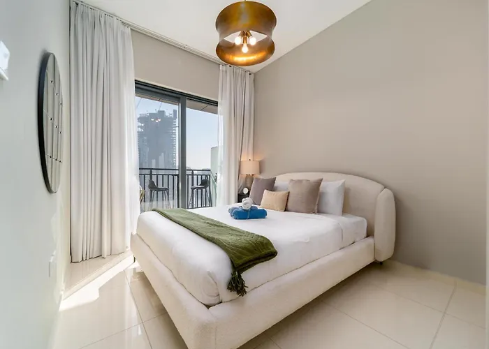 Stylish 1-Bed Retreat In Zada Tower Business Bay